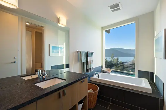 6235 Overstone Drive, West Vancouver For Sale - image 36