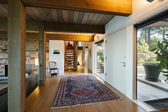 6235 Overstone Drive, West Vancouver For Sale - image 4