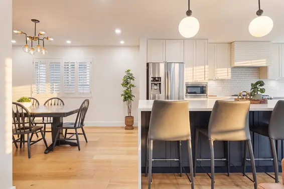 999 Canyon Boulevard, North Vancouver For Sale - image 10