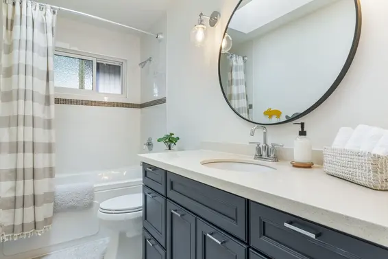 999 Canyon Boulevard, North Vancouver For Sale - image 22