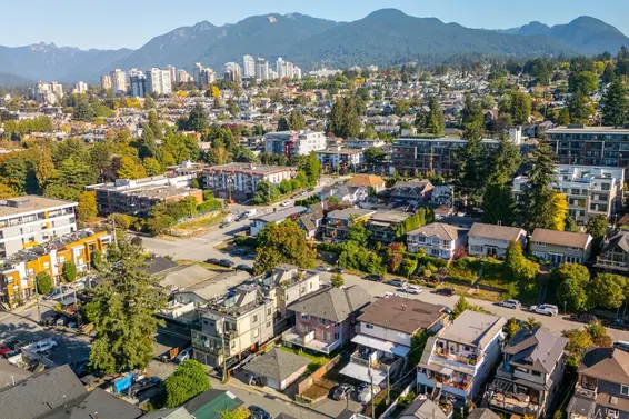 423-425 East 2nd Street, North Vancouver For Sale - image 25