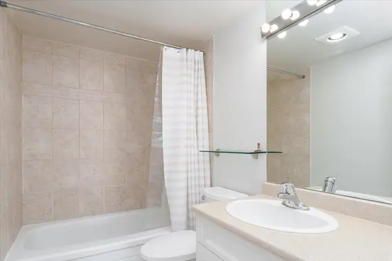 202 1550 Chesterfield Avenue, North Vancouver For Sale - image 19