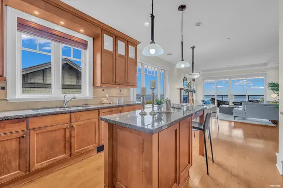 2673 Folkestone Way, West Vancouver For Sale - image 24
