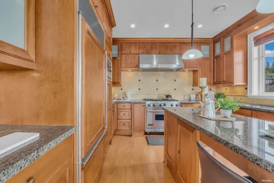 2673 Folkestone Way, West Vancouver For Sale - image 27