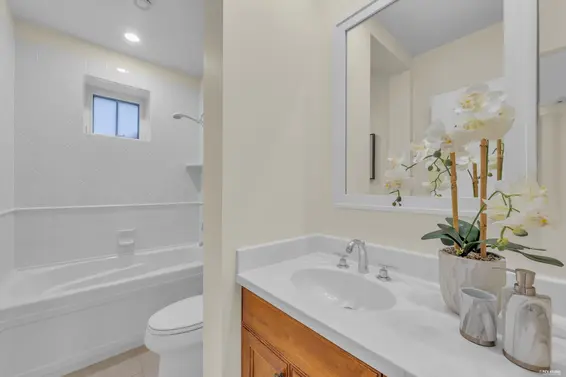 2673 Folkestone Way, West Vancouver For Sale - image 33