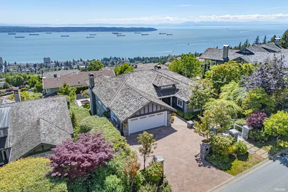 2673 Folkestone Way, West Vancouver For Sale - image 39