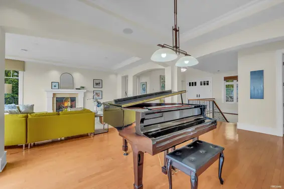 2673 Folkestone Way, West Vancouver For Sale - image 6