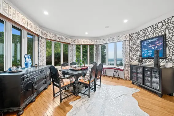 2478 Westhill Court, West Vancouver For Sale - image 6