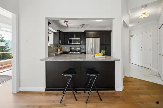 521 3629 Deercrest Drive, North Vancouver For Sale - image 3