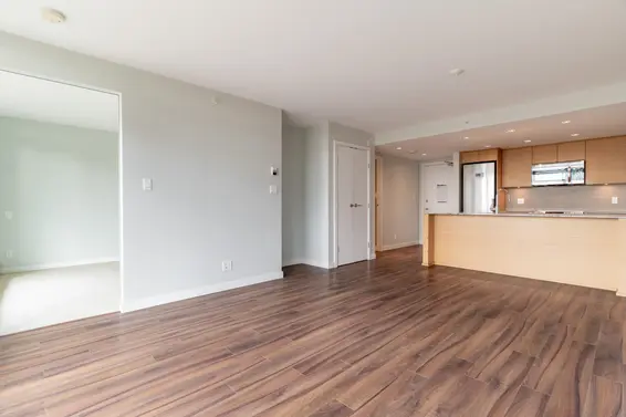 302 135 East 17th Street, North Vancouver For Sale - image 9