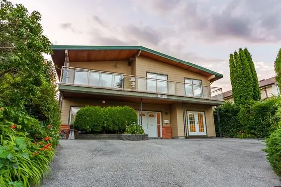 1228 Adderley Street, North Vancouver