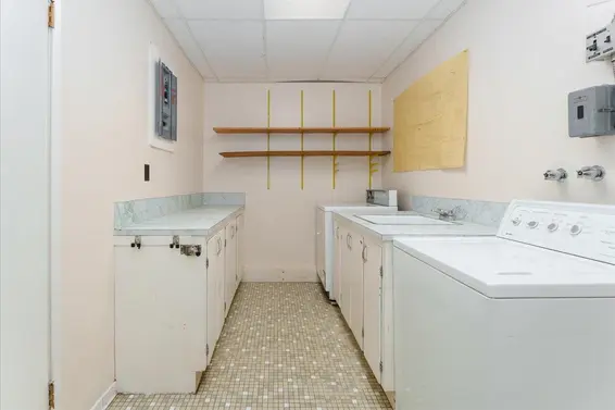 1228 Adderley Street, North Vancouver For Sale - image 31