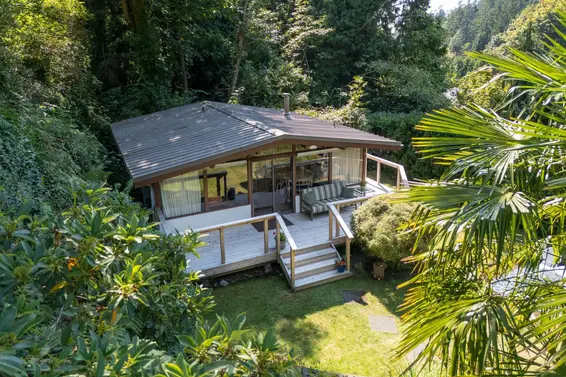 5733 Bluebell Drive, West Vancouver For Sale - image 26