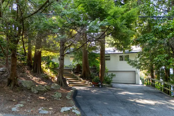 5733 Bluebell Drive, West Vancouver For Sale - image 36