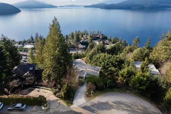 350 Kelvin Grove Way, Lions Bay For Sale - image 37