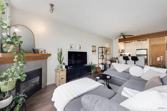 319 580 Raven Wood Drive, North Vancouver For Sale - image 12