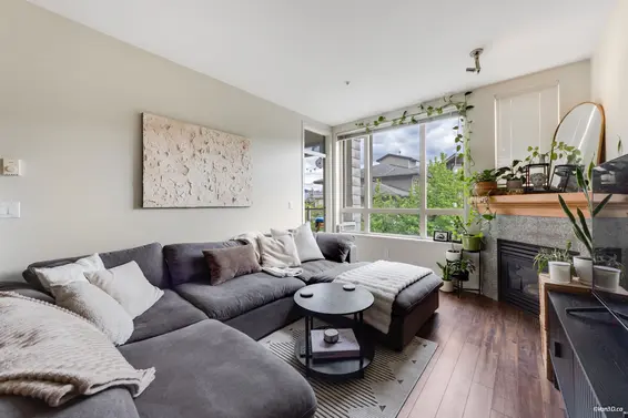 319 580 Raven Wood Drive, North Vancouver For Sale - image 2