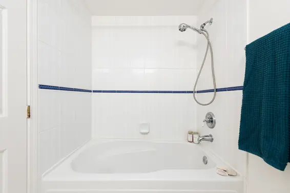 217 3629 Deercrest Drive, North Vancouver For Sale - image 24