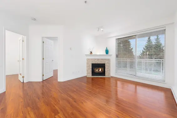 217 3629 Deercrest Drive, North Vancouver For Sale - image 8