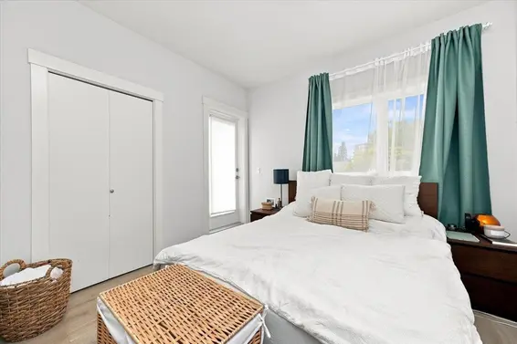 226 East 8th Street, North Vancouver For Sale - image 12