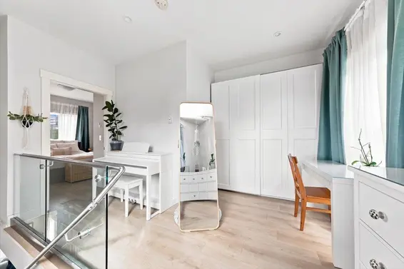 226 East 8th Street, North Vancouver For Sale - image 17