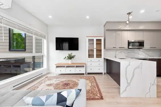 226 East 8th Street, North Vancouver For Sale - image 8