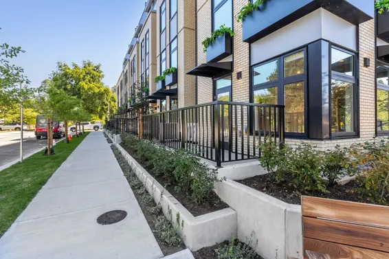 108 342 Mountain Highway, North Vancouver For Sale - image 25