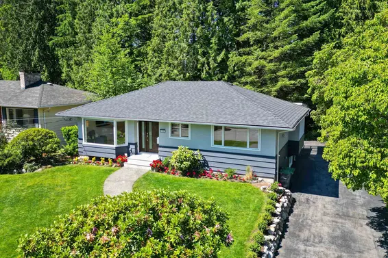 3581 Bluebonnet Road, North Vancouver