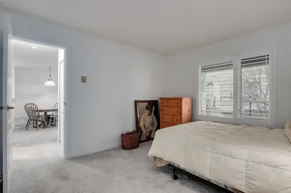 205 1535 Chesterfield Avenue, North Vancouver For Sale - image 14