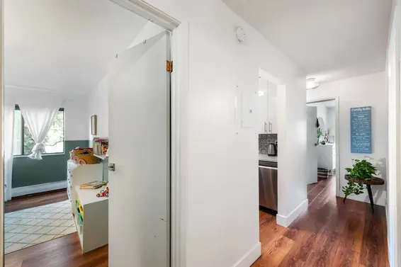 204 131 West 4th Street, North Vancouver For Sale - image 14