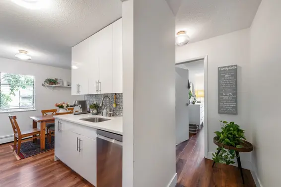204 131 West 4th Street, North Vancouver For Sale - image 4