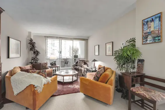 208 2016 Fullerton Avenue, North Vancouver