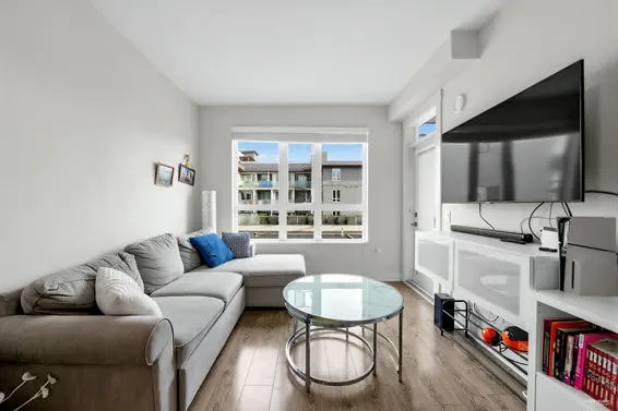 307 733 West 14 Street, North Vancouver For Sale - image 3