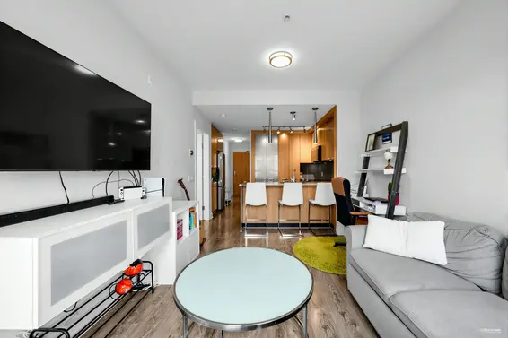 307 733 West 14 Street, North Vancouver For Sale - image 4