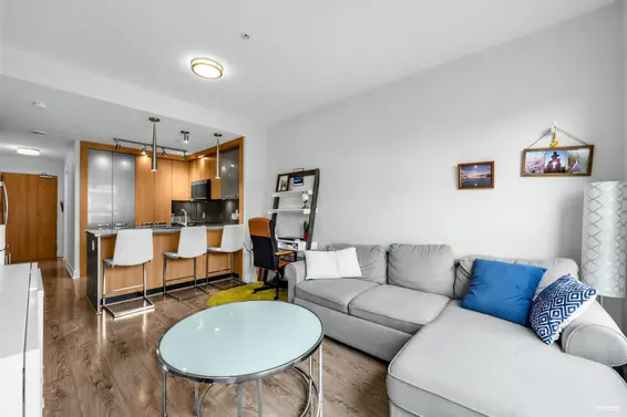 307 733 West 14 Street, North Vancouver For Sale - image 5