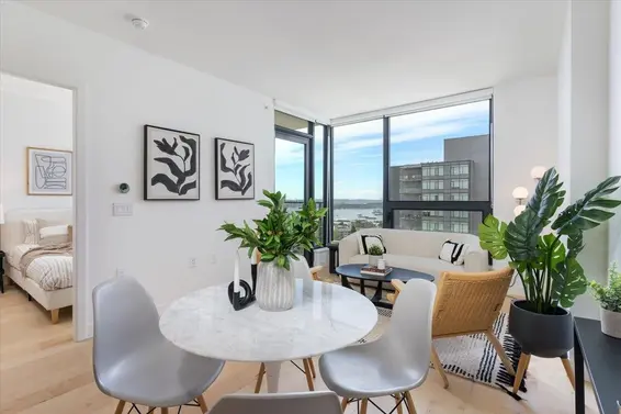 1004 135 East 13th Street, North Vancouver For Sale - image 4