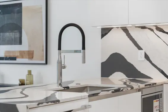 1004 135 East 13th Street, North Vancouver For Sale - image 8