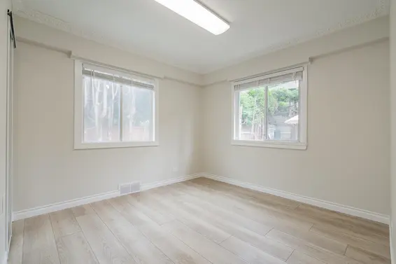 1819 Inglewood Avenue, West Vancouver For Sale - image 11