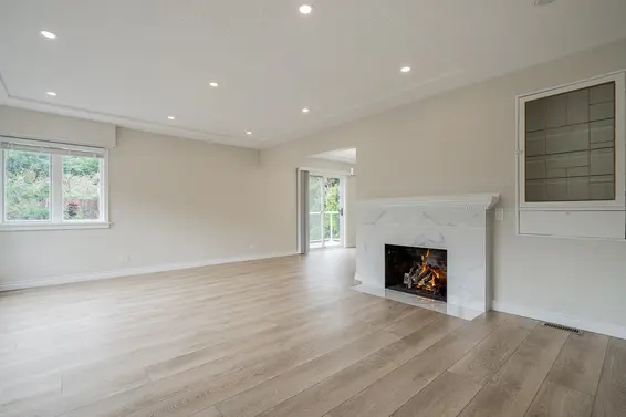 1819 Inglewood Avenue, West Vancouver For Sale - image 2