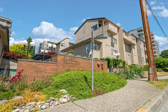 122 1363 Clyde Avenue, West Vancouver