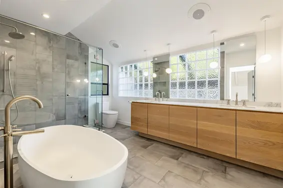 975 Aubeneau Crescent, West Vancouver For Sale - image 21