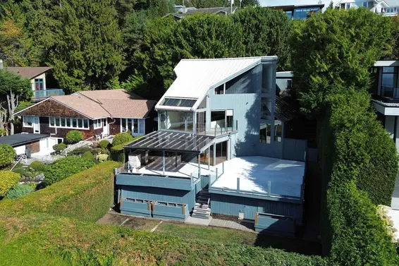975 Aubeneau Crescent, West Vancouver For Sale - image 35