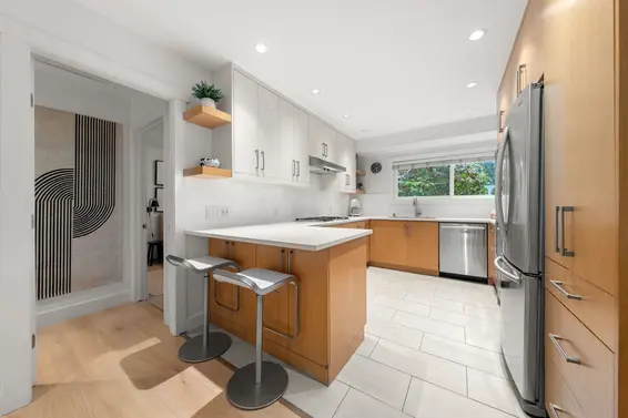 1155 Tatlow Avenue, North Vancouver For Sale - image 14