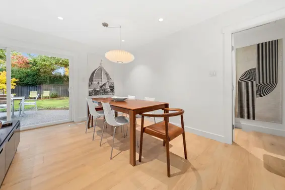 1155 Tatlow Avenue, North Vancouver For Sale - image 18