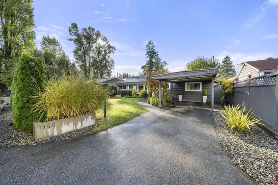 1155 Tatlow Avenue, North Vancouver For Sale - image 2