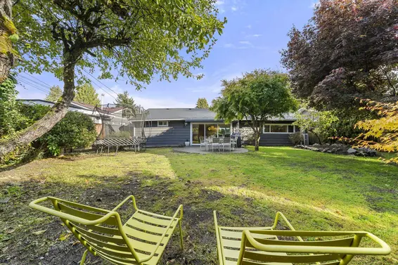 1155 Tatlow Avenue, North Vancouver For Sale - image 21