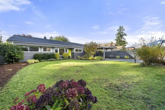 1155 Tatlow Avenue, North Vancouver For Sale - image 36