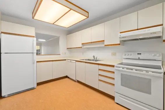 912 Roche Point Drive, North Vancouver For Sale - image 11