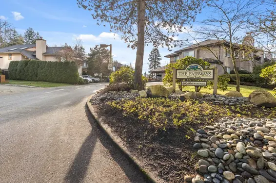 912 Roche Point Drive, North Vancouver For Sale - image 2