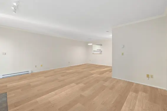 912 Roche Point Drive, North Vancouver For Sale - image 8